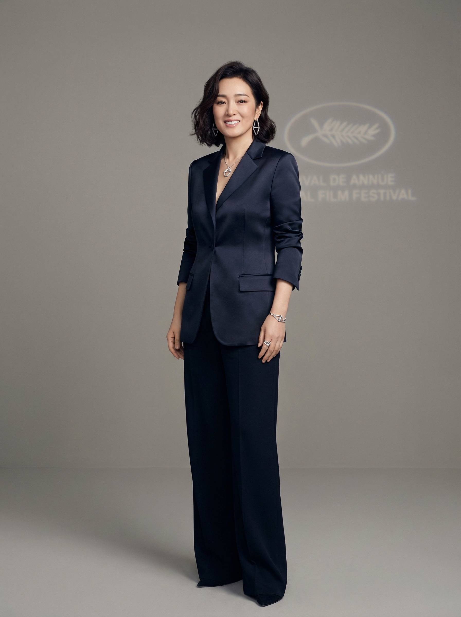 小师妹迪丽热巴视频专区